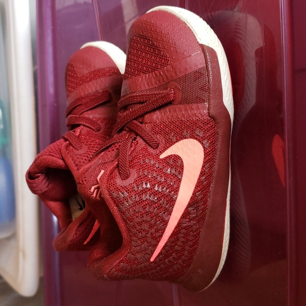 Nike  kyrie 3 toddler sneakers